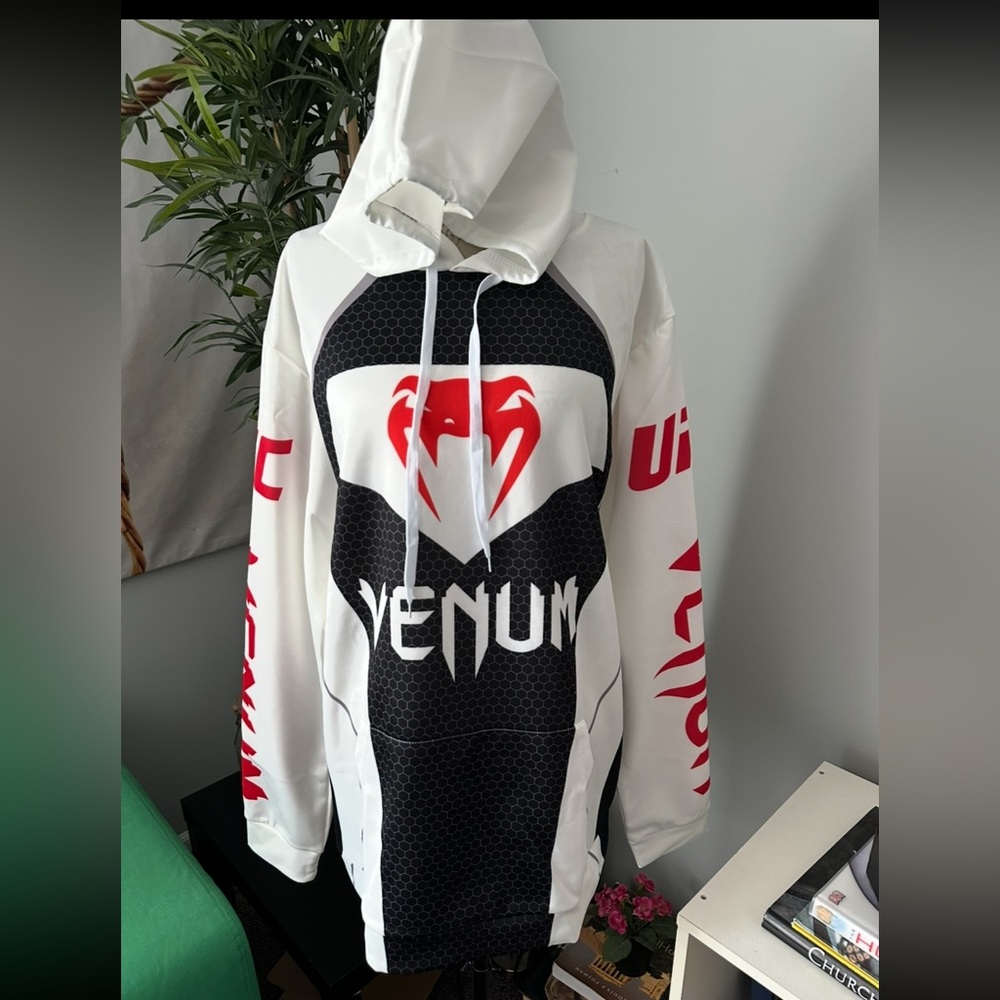 Venum hoodie size 2xl men